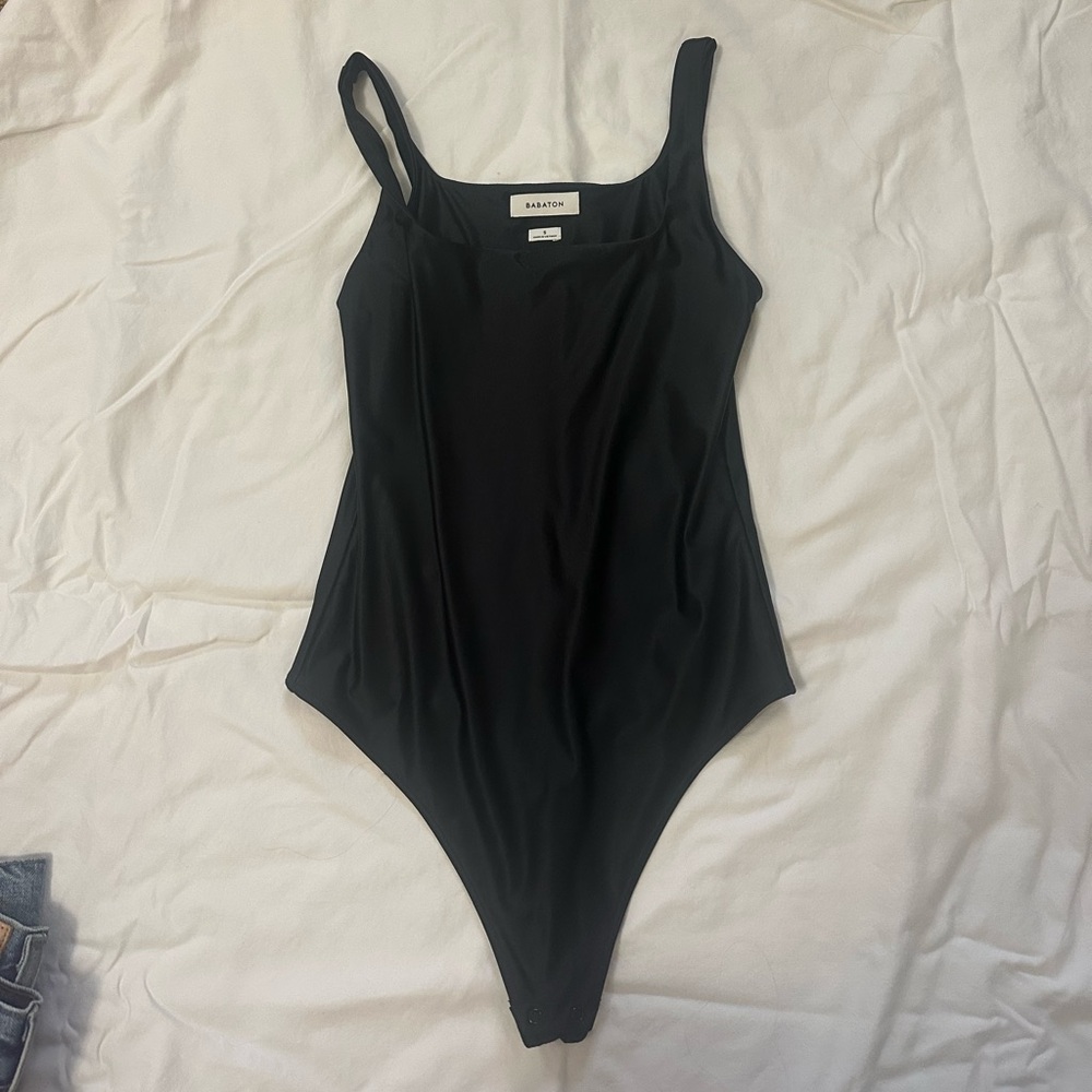 Aritzia Babaton faux Leather Shiny black bodysuit size small